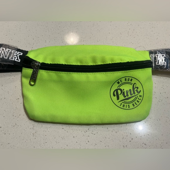 🆕 VS PINK | Belt Bag Fanny Pack Lime Green Graphic Logo ‘We Run This Beach’ - Picture 2 of 4
